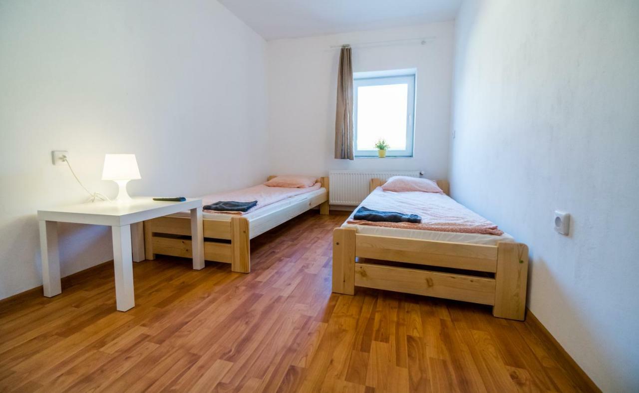 Noclegi Woku Świebodzice Extérieur photo