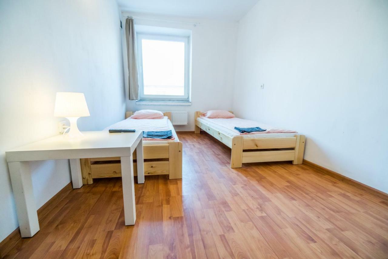 Noclegi Woku Świebodzice Extérieur photo